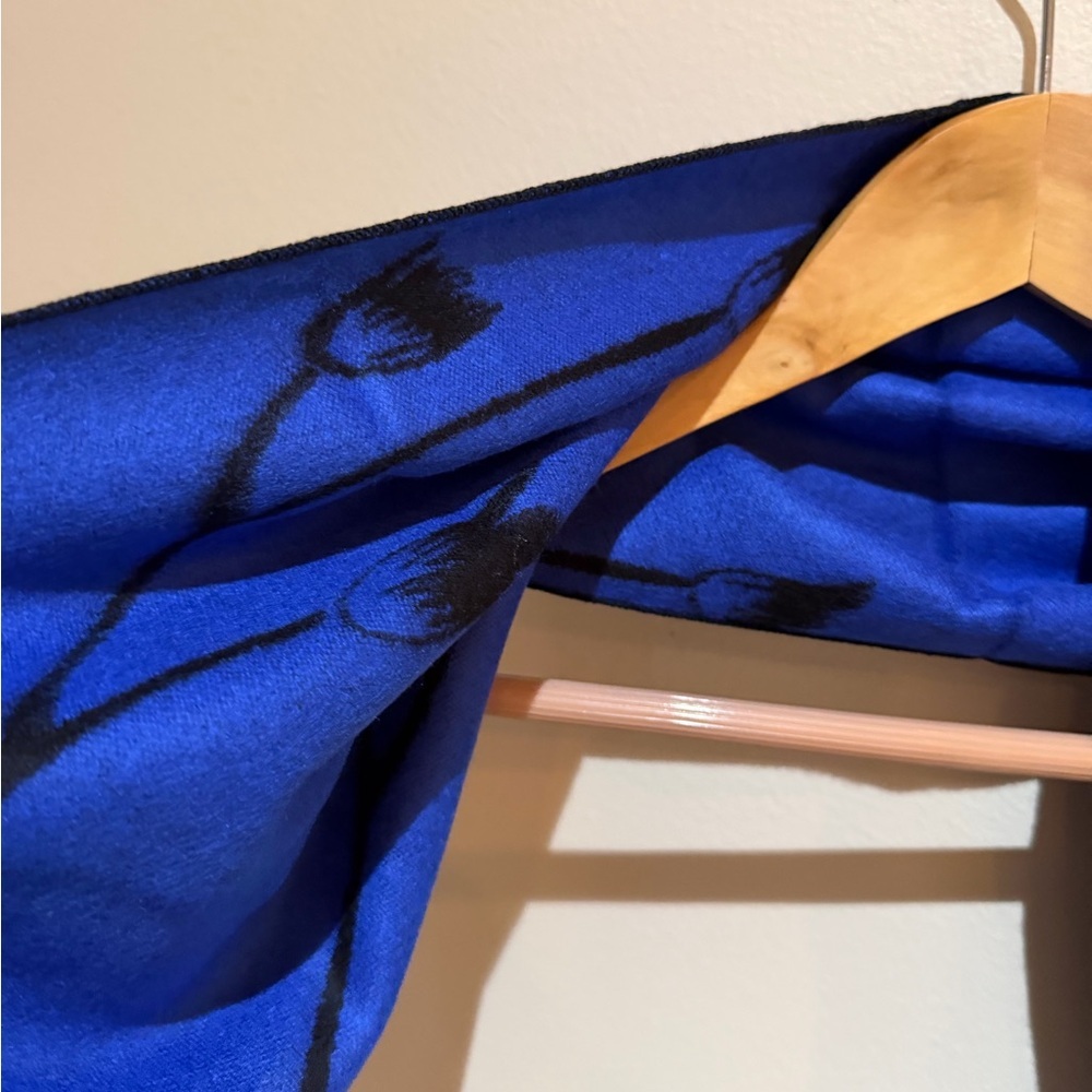 NWT Scarf 100% Cashmere Rapti bold floral colorful 12x76 inches long - Picture 4 of 15